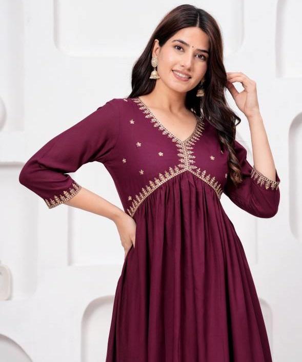 Indyjska pakistańska tunika z zdobionym wiskozy Anarkali Kurta damska na imprezę Etniczna kurti