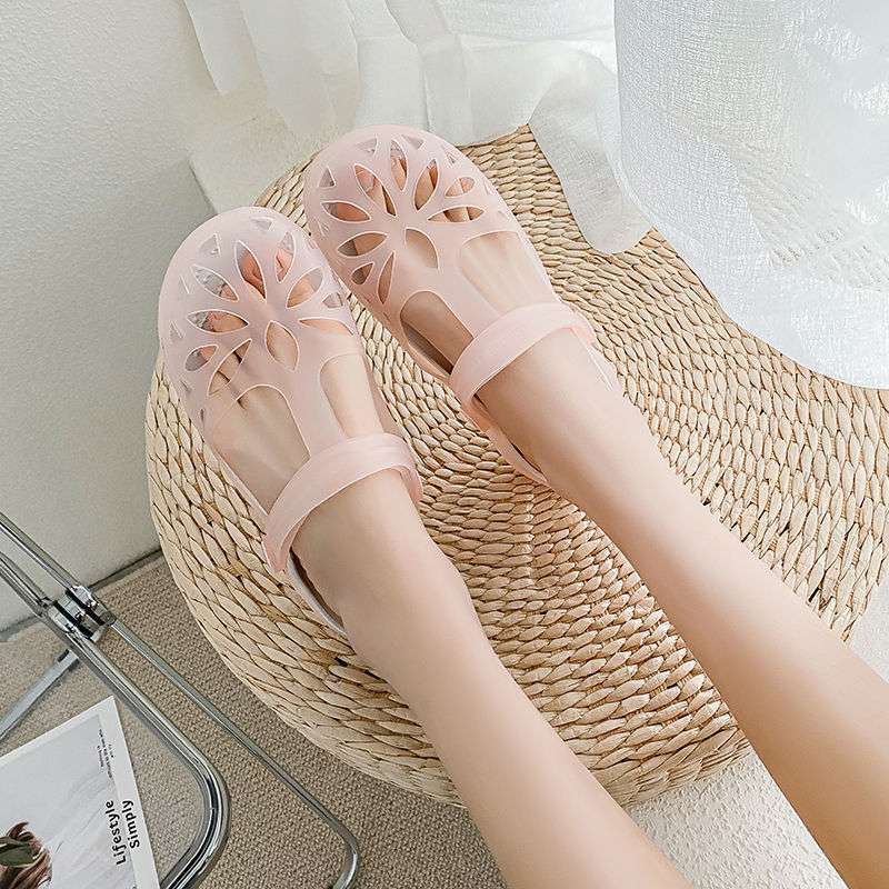 Sandals Women's Summer Jelly Hole Shoes Women's Slippers New Korean Version Fashion Mary Jane Sweet Student Beach Shoes Tide