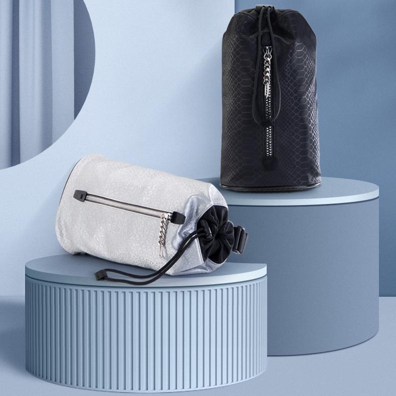 Erkek Kadın Kova çantası Trendy Baskılı Geometrik Silindirik Şekilli Çapraz Çanta 14.1 inç PU Deri Gümüş Leopar / Naylon Siyah Yılan Derisi