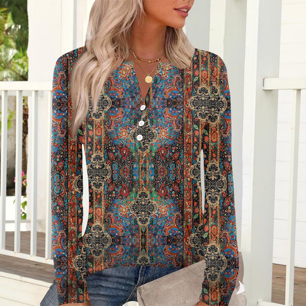 Women's Casual And Fashionable T-shirt With Plaid And Striped Print, Round Neck And Long Sleeves.