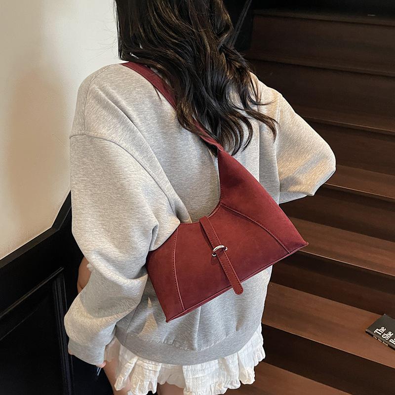 2025 Korean Women's Crescent Baguette Bag: Autumn Fashion Versatile Underarm Handbag