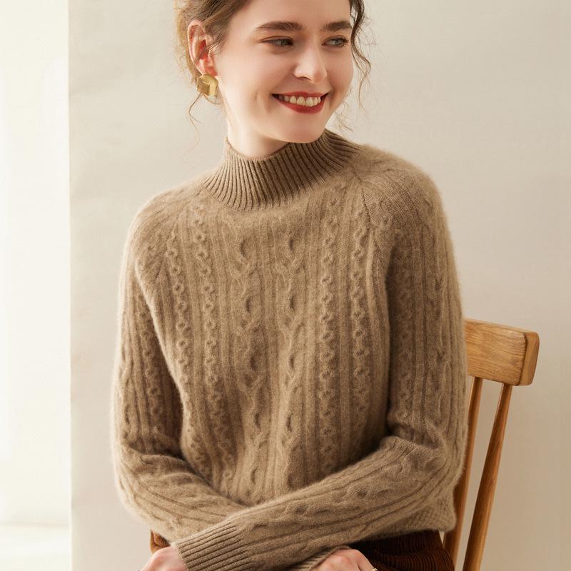 Women's Cashmere Cable Knit Sweater, Half-High Neck, Thick, Slimming, Loose Fit, Warm Base Layer for Autumn and Winter.