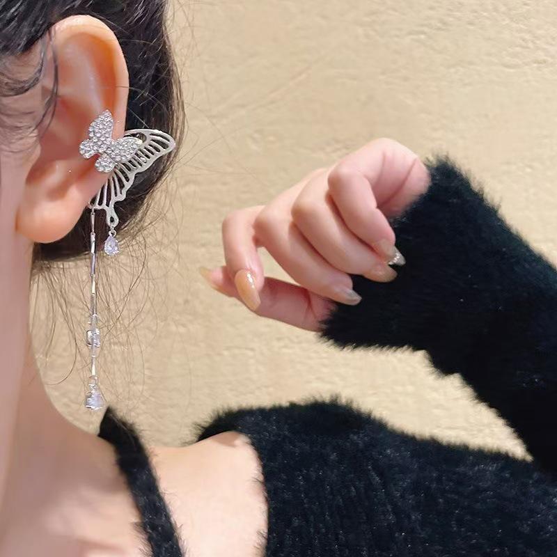 Elegant Double Layer Butterfly Zircon Ear Cuff - Luxurious and Versatile Design