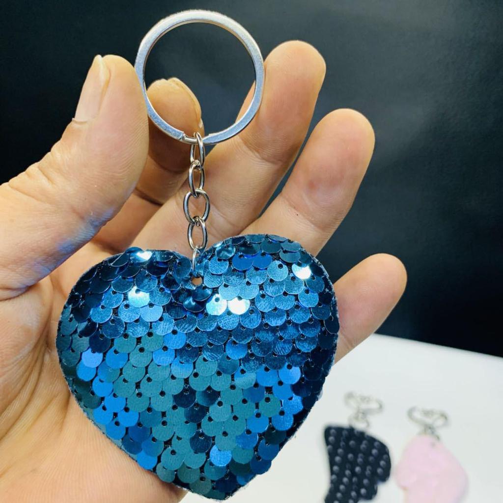 Double-Sided Reflective Heart Sequin Keychain - Valentine's Day Pendant for Bags and Cars