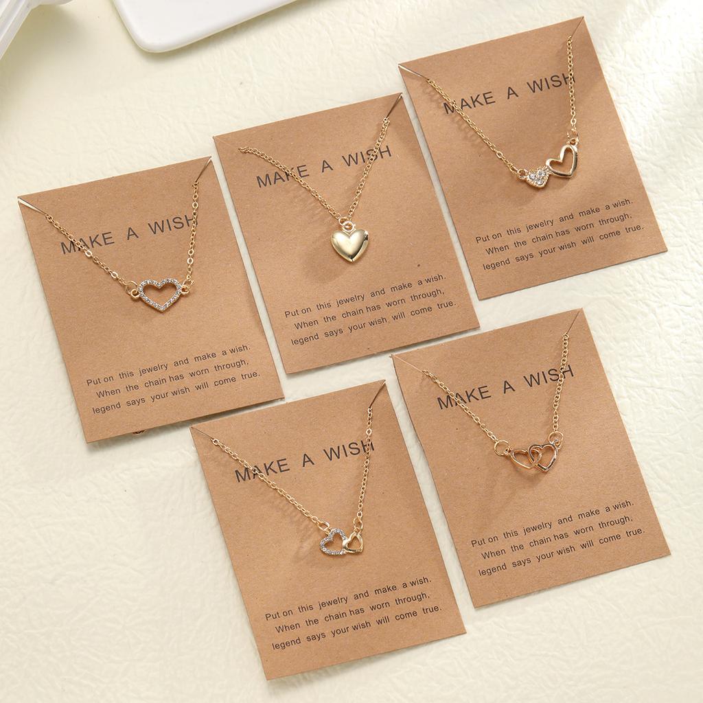 5 Pcs Simple Heart Choker Necklaces Set for Women Fashion Crystal Hollow Love Pendant Necklace Design Jewelry Set Gifts