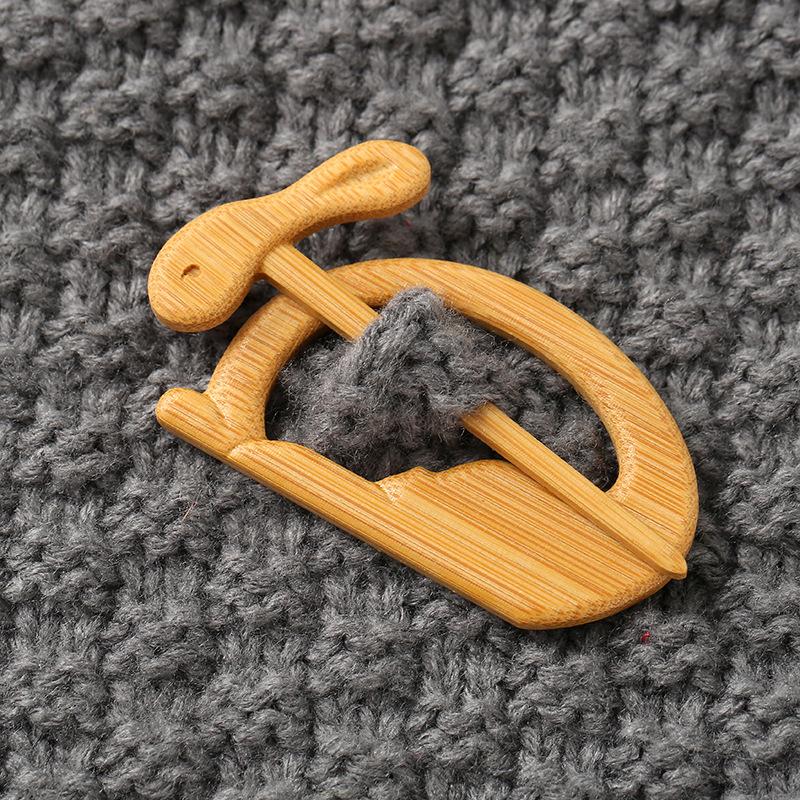 

1 шт., креативные украшения, рождественская елка, новая шаль, пряжка для шарфа, деревянная брошь для мужчин и женщин