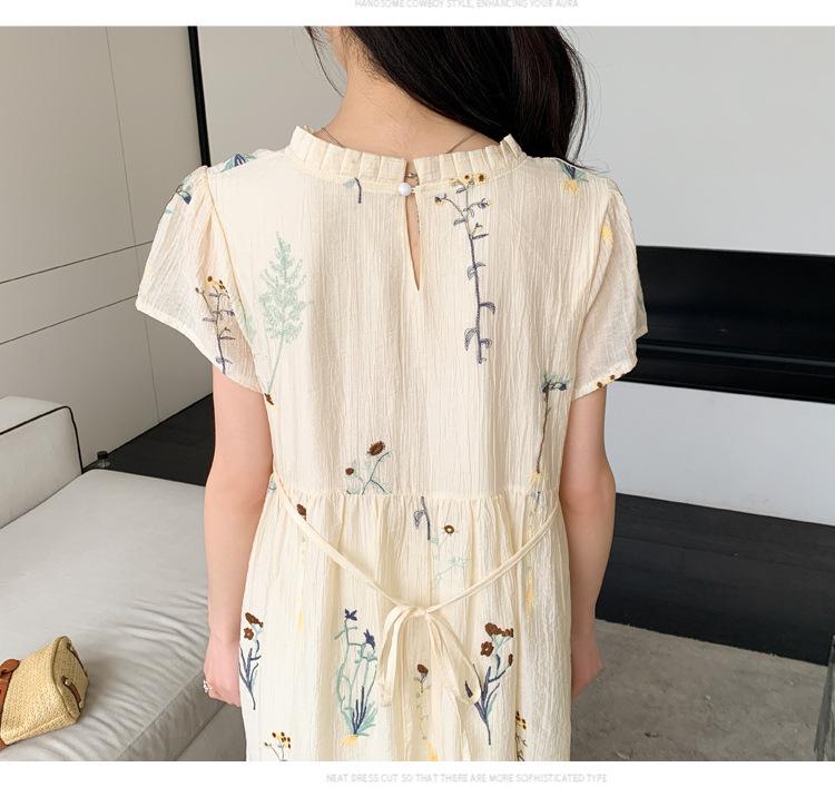2026 Summer Korean Maternity Dress: Fresh Embroidered Flowers, Age-Reducing, Loose Fit, Belly-Covering Skirt