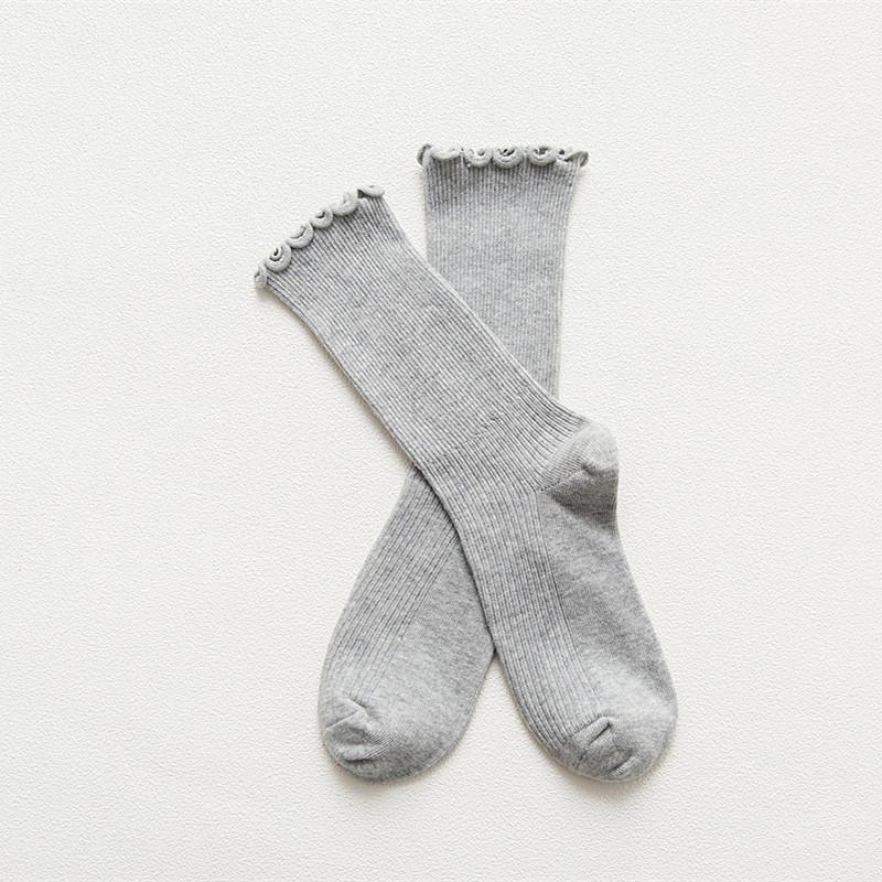 

Ruffle Edge Women s Mid-Calf Cotton Socks: Striped, Lace, Breathable, Solid Color for Autumn & Winter One Size