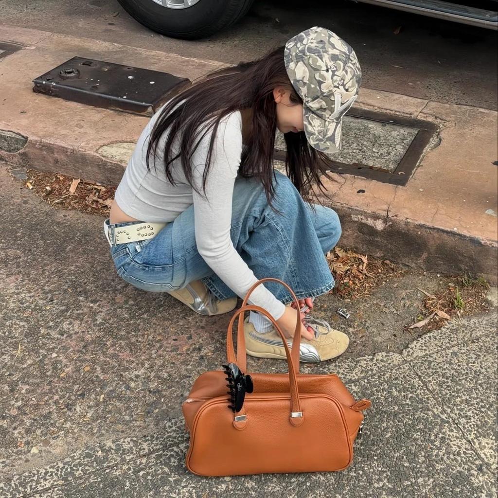 Korean Version Small Canvas Messenger Bag Togo Cowhide Large Capacity Preservation Ball Bag 2025 Real Leather Bag Handbag