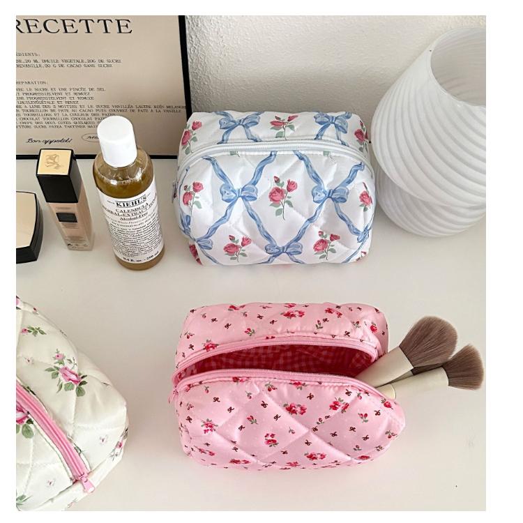 YY Handmade Cotton Makeup Bag for Women Aesthetic Girl for Toiletry Bag with Bow Detail National Style Handmade by Women