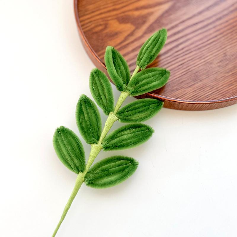 

1PC Decorative Leaves Bouquet Twisting Stick Handmade Eucalyptus Leaves Home Decor Artificial Pipe Cleaner Flower Finished Plant 1pcs