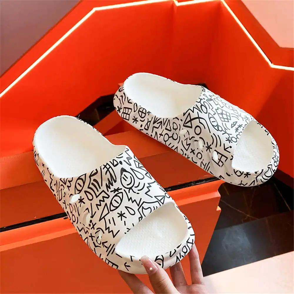 Fashion Painted Patterned Casual Sandal Shoes For Men Black Slippers For Home Man Size 48 Sneakers Sports 2025g Fitness Funky