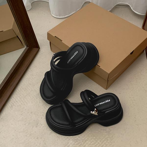 

Модная обувь Женские тапочки Бежевые босоножки на каблуке Шлепанцы Платформа Мода 2025 Черные На плоской подошве Роскошные Бежевые босоножки на каблуке Обувь Тапочки C 35