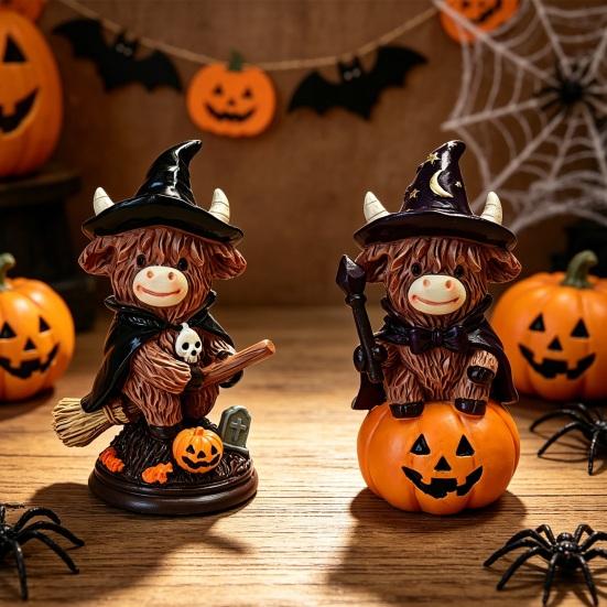 Highland Cow Figurine, Halloween Witch Pumpkin Skull Cow Statue, Resin Scottish Ornament for Calf Lovers, Shelf, Tiered Tray, Mantel, Tabletop Decor