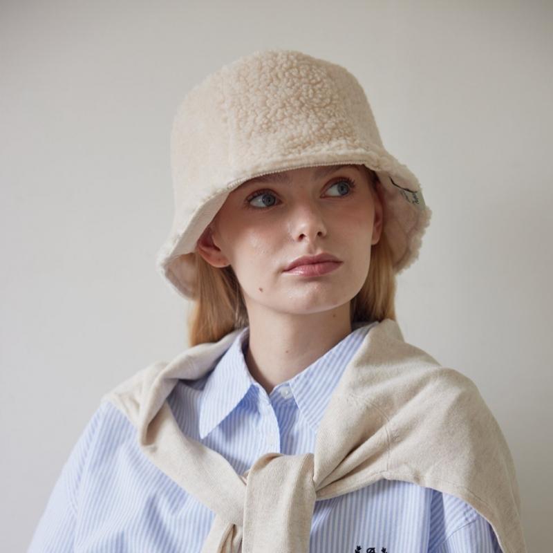 Allincomplete Teddy Reversible Bucket Hat  3 Colors 
