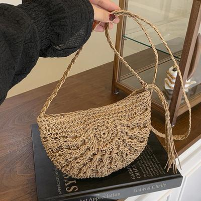 Nové polkruhové slamené tašky pre ženy Letná plážová ratanová taška Ručne tkaná taška crossbody v tvare polmesiaca Kabelky