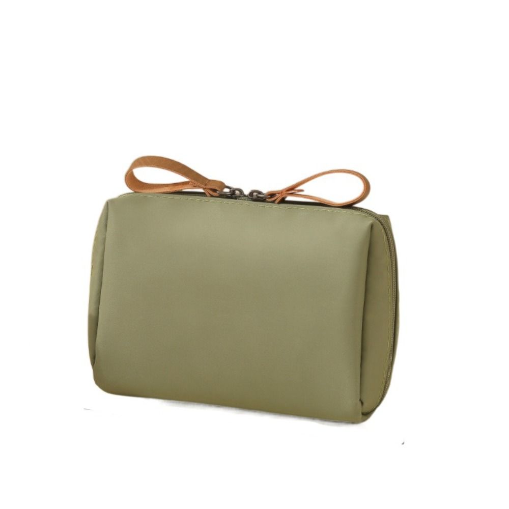 Waterproof Makeup Pouch Bag Large Capacity Toiletry Organizer Fashion Travel Cosmetic Bag  Women