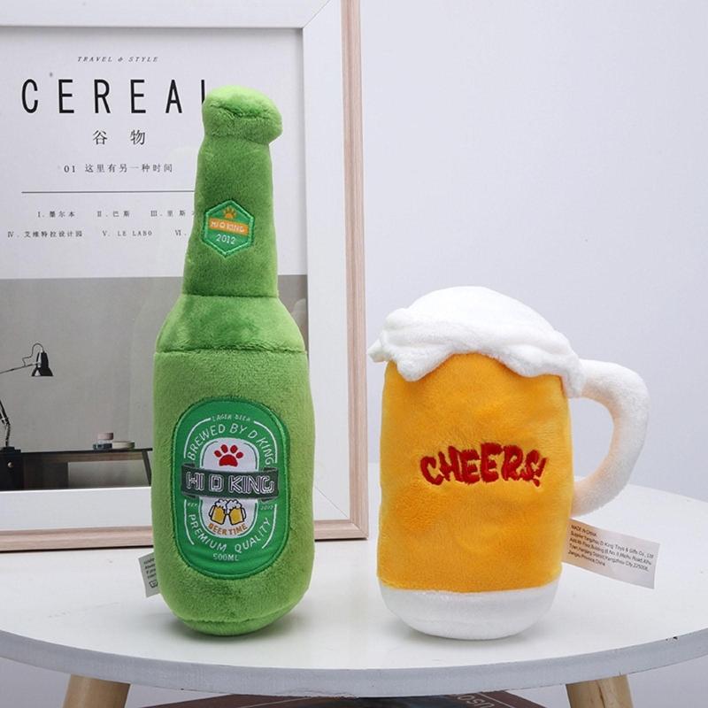 Interessante Quietsch-Stoffhundespielzeuge Bierflasche / Becher Welpen-Kauspielzeug Weich Langlebig