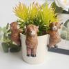 Highland Cow Statue Resin Small Cow Planter Pot Hanger Climbing Animal Flower Pot Hugger for Garden Patio Fence Lawn Yard Plant Pot Decor