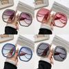 Unisex Stylish Square Sunglasses With Pc Lenses For Travel And Fashion Events
