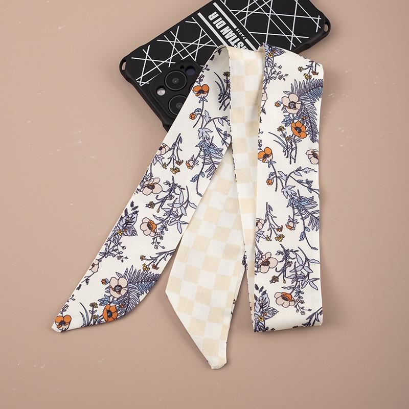 Houndstooth Scarf: Elegant Polyester Ribbon for Bag or Hair Decoration with a Fashionable Flair.