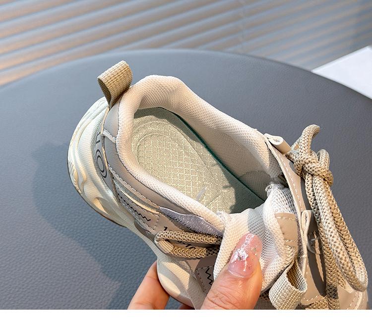 2026 Trendy Kids' Non-Slip White Running Shoes - Spring Leather Surface for Middle and Big Boys