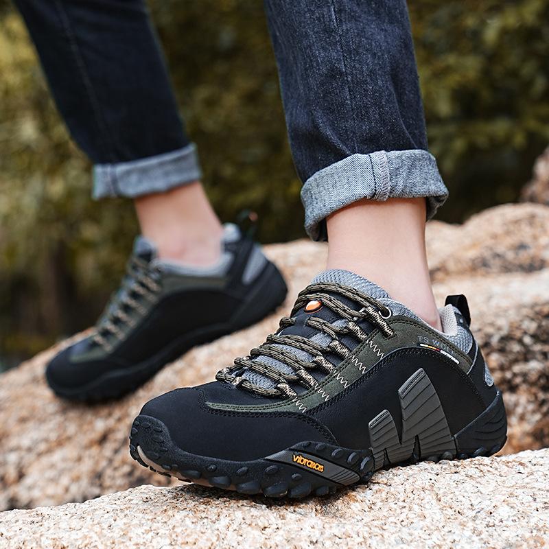 

Outdoor hiking shoes men s leather hiking sports shoes non-slip men s climbing hiking shoes breathable couple travel shoes 44