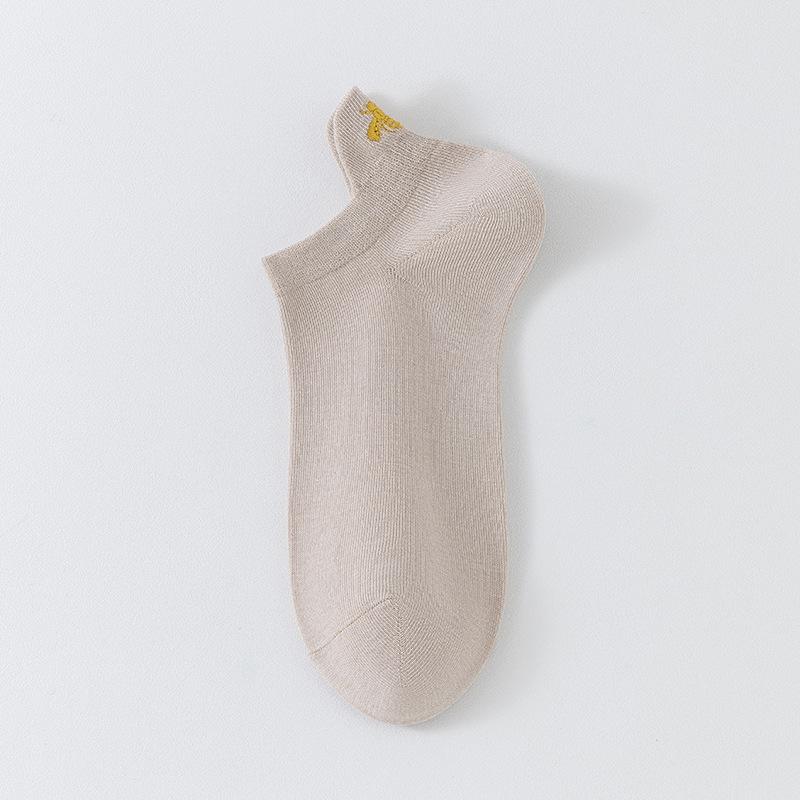 Women's 3D Heel Love Embroidery Low-Cut Socks - Breathable & Invisible