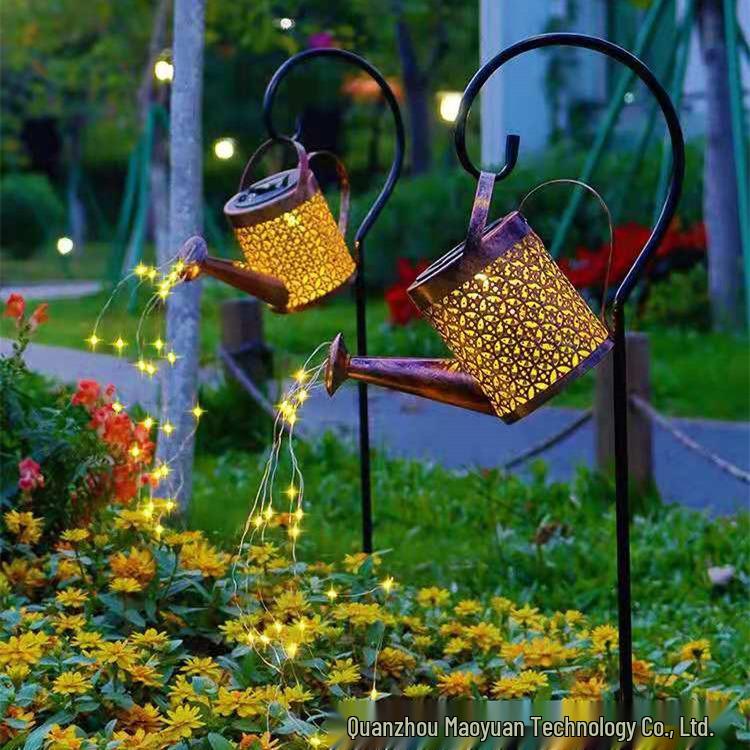 Solar-Powered Waterproof Hanging Garden Lantern with Light and Shadow Effect
