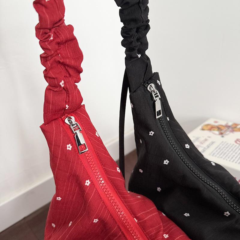 Summer New Polka Dot Pleated Tote Bag for Women Large Capacity Shoulder Handbag