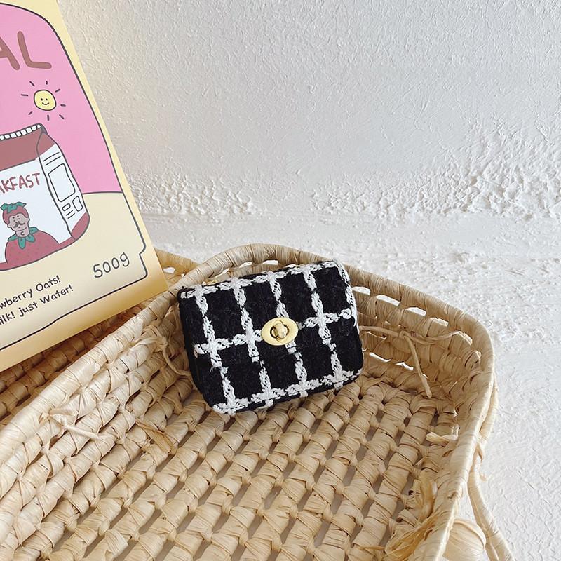 

Chic Mini Crossbody Bag For Girls Stylish Princess Design Fashionable Canvas Purse чорний