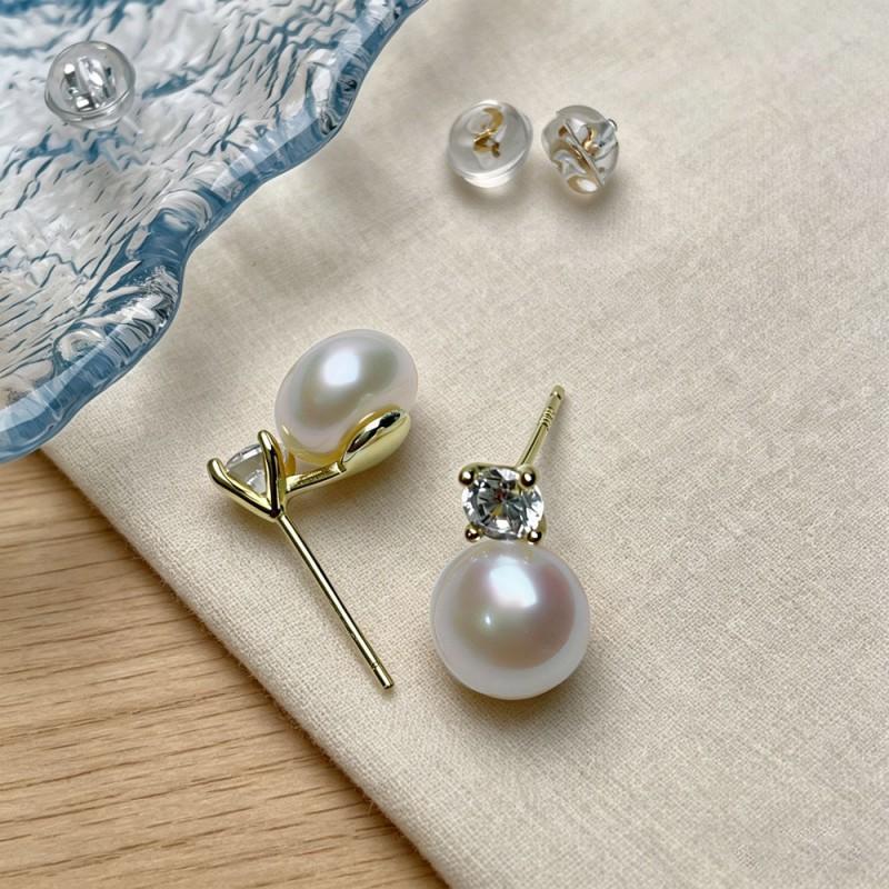 Womens Natural Freshwater Pearl Stud Earrings French Style Luxury Small Batch High-end Zircon Accent