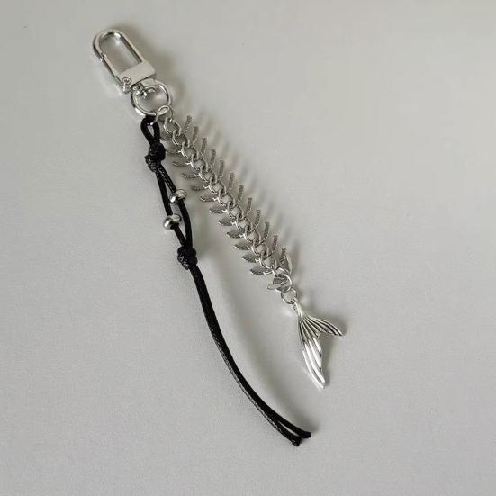 1/2/3Pcs Alloy Fishbone Keychain Pendant Black Rope Design Lightweight Key Chain Backpacks Cars Key Organizer Accessories