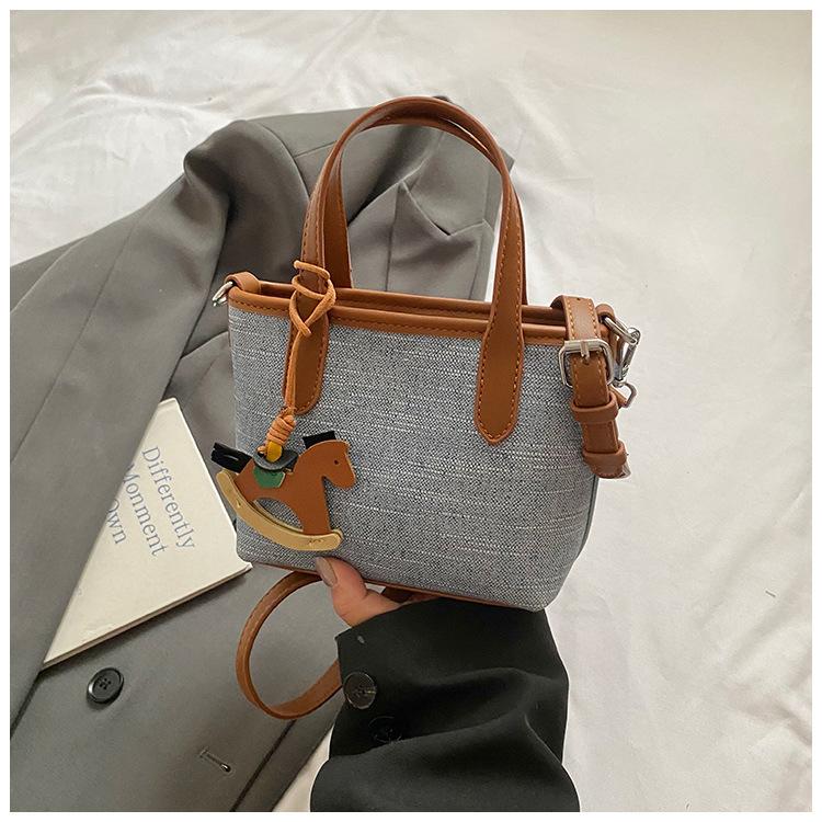 Casual canvas handbag women's 2025 summer new fashion simple shoulder messenger women's bag commuter bag