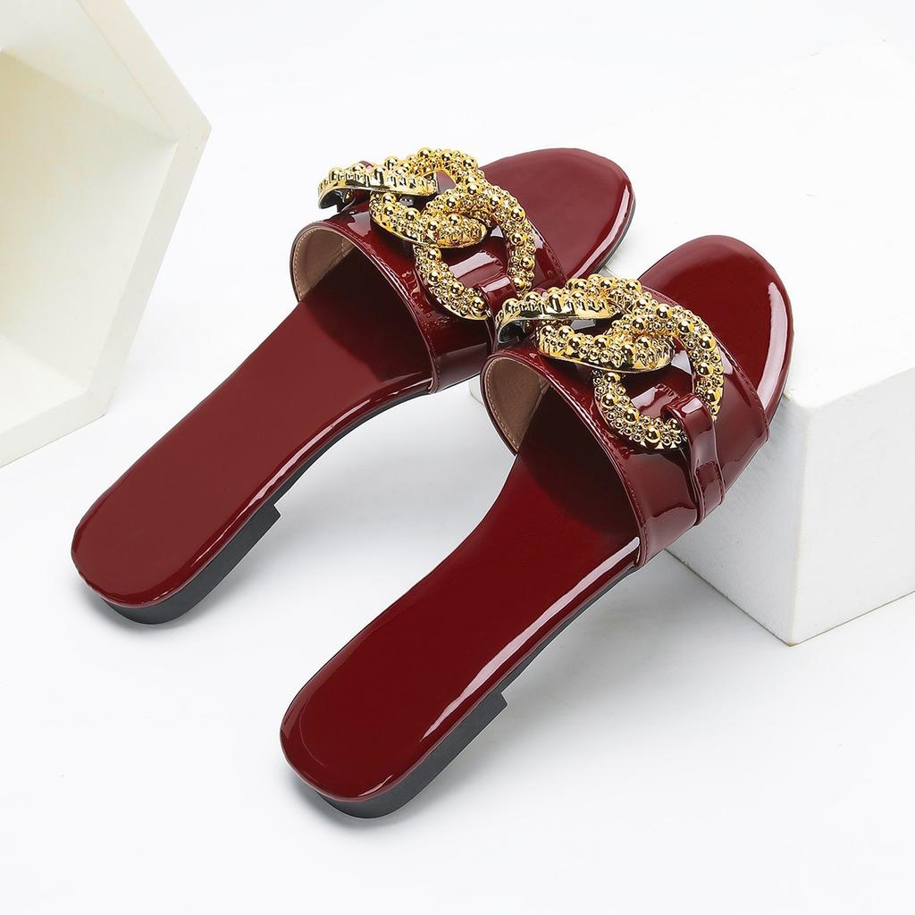 2025 New Luxury Women's Exquisite Slippers Summer Square Buckle Fashionable and Comfortable Anti Slip Beach Leisure Slippers
