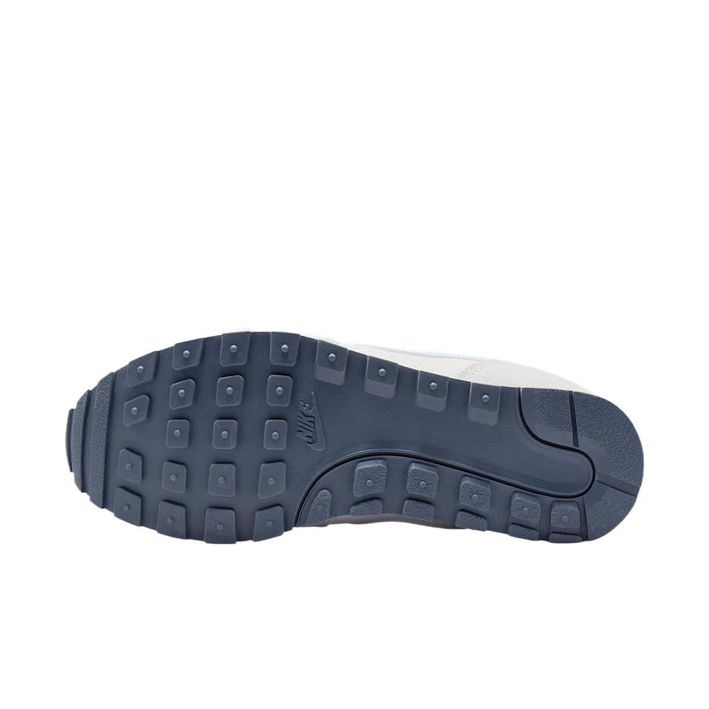 Nike MD Runner 2 Textil, Leder Atmungsaktiv Niedrig geschnitten Laufschuhe Damen 749869-109