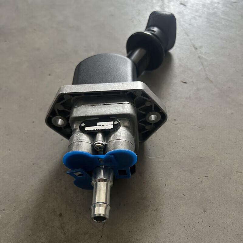 Shaanxi Automobile SX2190N SX2300 Manual Control Valve