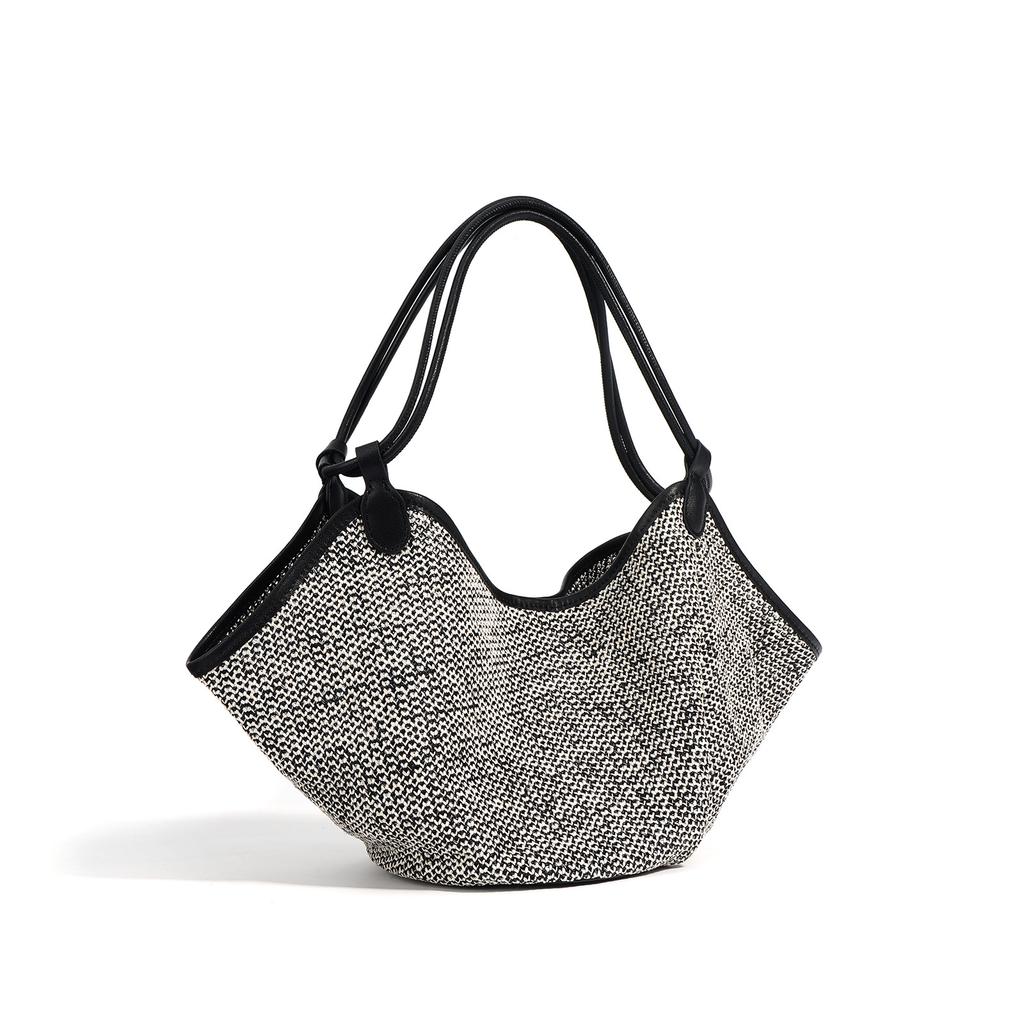 2025 new holiday style high-end sense large capacity tote bag dumpling bag lazy wind one shoulder messenger bag women