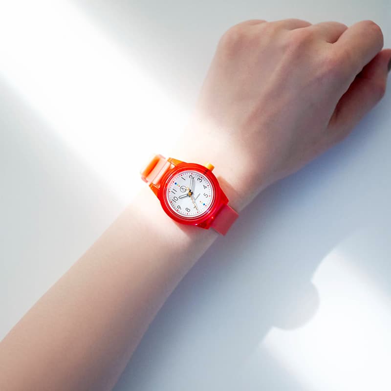 Exam Wristwatch Featuring Disney Snoopy CITIZEN QQ Smile Solar Watch Women Solar-powered Cute Design Boys Kids Lightweight Slim Made Urethane Suitable