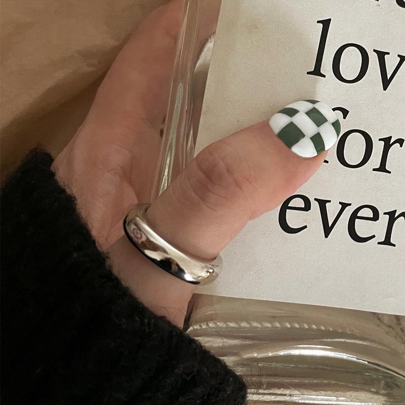 

Корейское кольцо из стерлингового серебра 925 пробы Dongdaemun для женщин, штабелируемое, винтажное, волнистое - Легкая роскошь, модный дизайн Adjustable