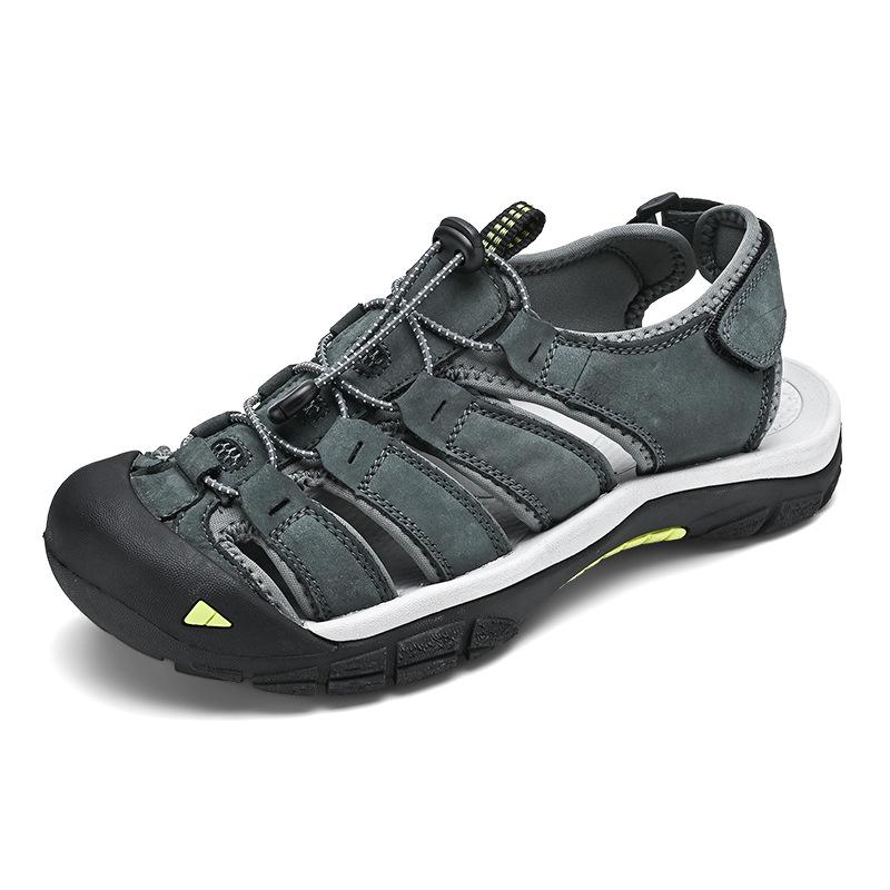 Men's Summer Closed-Toe Leather Sandals for Casual Outdoor Hiking and Beach Activities