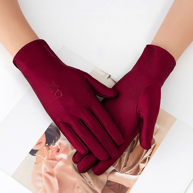 

Full Finger Driving Gloves Women Embroidery Lovely Flower Sun-shading Slip-resistant Lady Short Jewelry Gloves