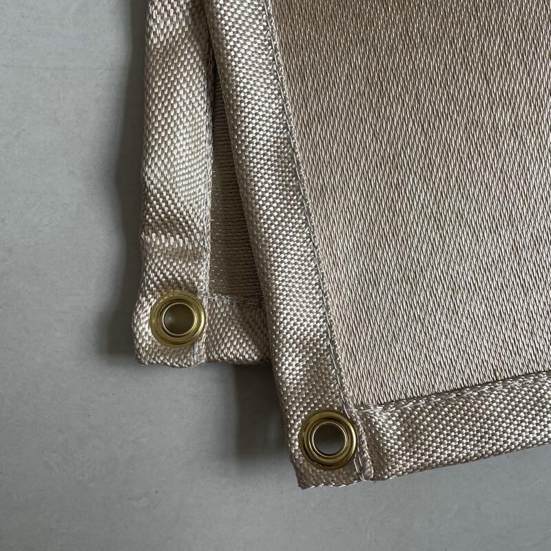 Outdoor Camping Fiberglass Fire Blanket 100x93cm