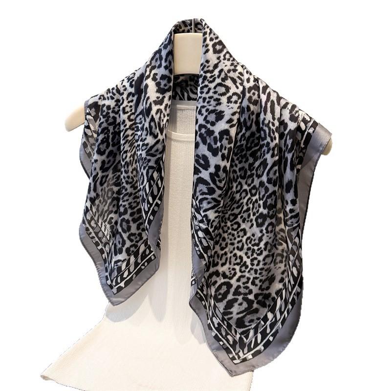 Workplace versatile simulation silk printing square scarf shawl scarf high-end neck small square scarf headscarf silk scarf women