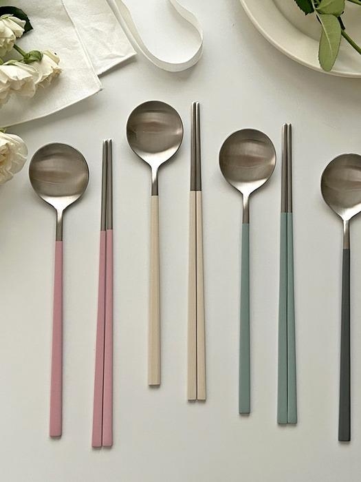 

Elegant Table Countess Korean Cutlery Set 4 Colors Spoon, Chopsticks, and Spoon for Newlyweds Housewarming Gift Mint spoon set