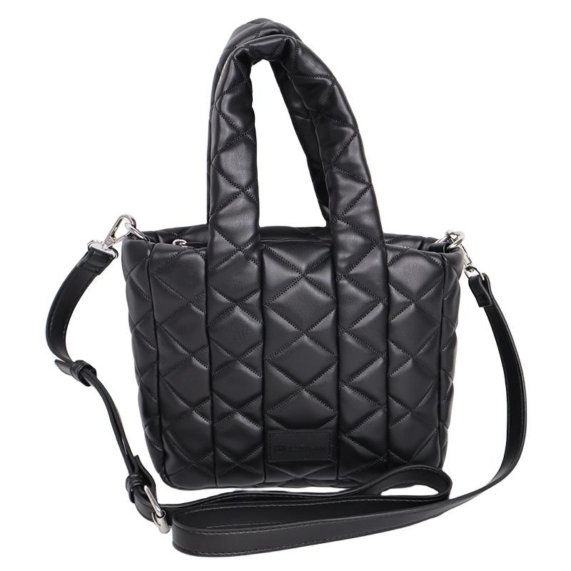 

Сумка PU модная женская сумка маленькая квадратная сумка летняя студенческая универсальная сумка нишевого дизайна 24*8*18cm чёрный