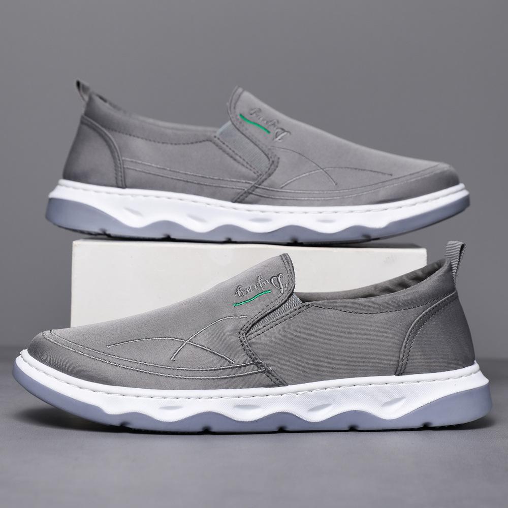 

New old Beijing cloth shoes plain canvas shoes breathable and comfortable trendy with one pedal dad shoes lazy shoes 2025 44