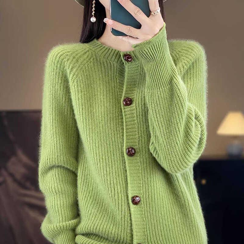 

Осенний кардиган женский вязаный с круглым вырезом, длинным рукавом, однобортный, однотонный, красивый свитер M