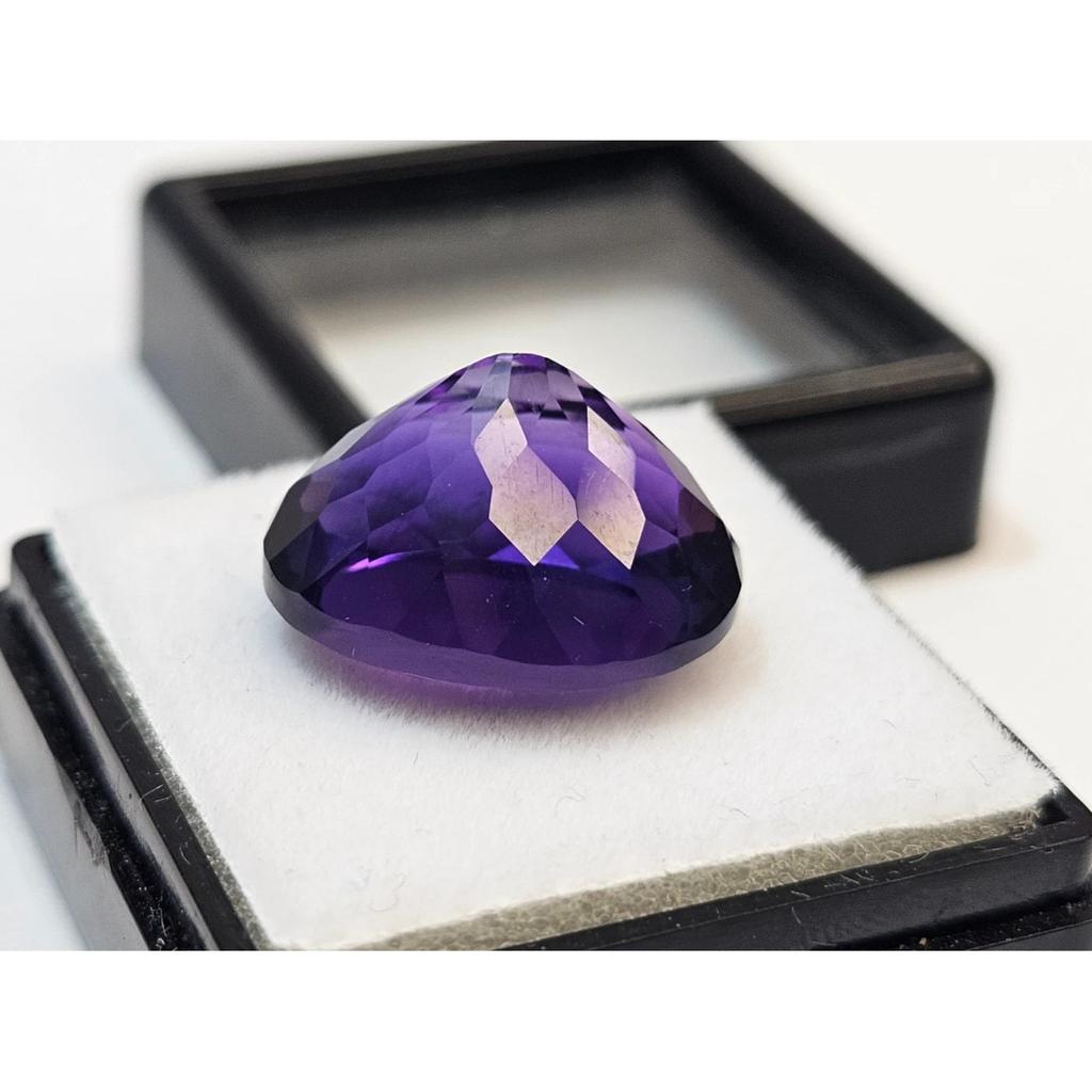 Natural Amethyst Purple Color Oval Cut 10-11 Ct Beautiful Loose Gemstone