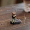 Yixing Zisha Learning Frog Tea Pet: Handmade Creative Frog Figurine Sculpture, Small Ornament for Tea Play.